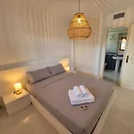 Апартаменти Aloha Salinas Beach, Primera Linea *