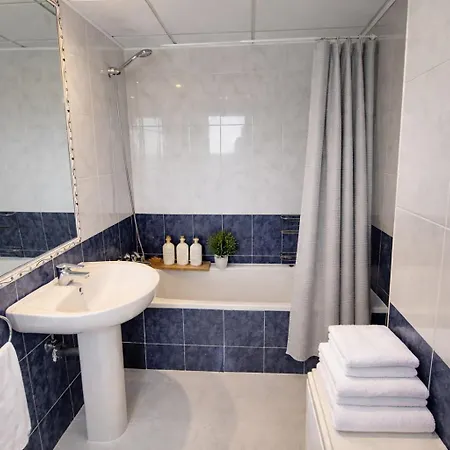 Aloha Salinas Beach, Primera Linea *