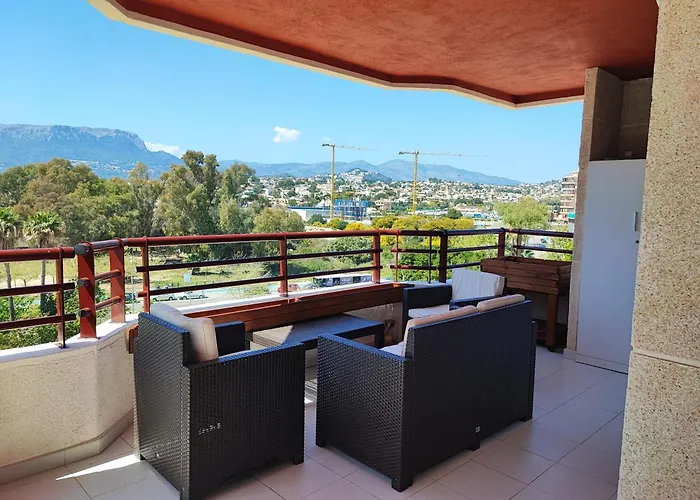 Aloha Salinas Beach, Primera Linea